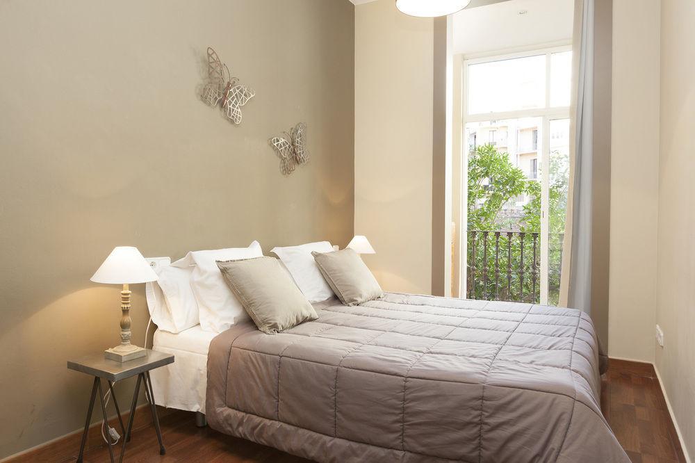 Easy Sleep Gaudi Terrace Barcelona Exterior foto