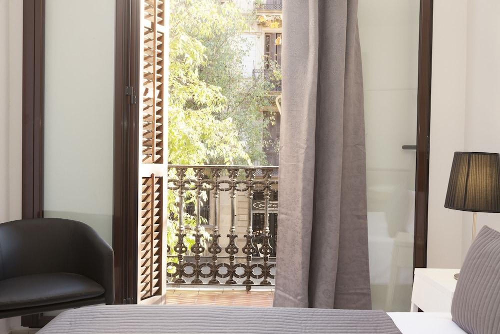 Easy Sleep Gaudi Terrace Barcelona Exterior foto